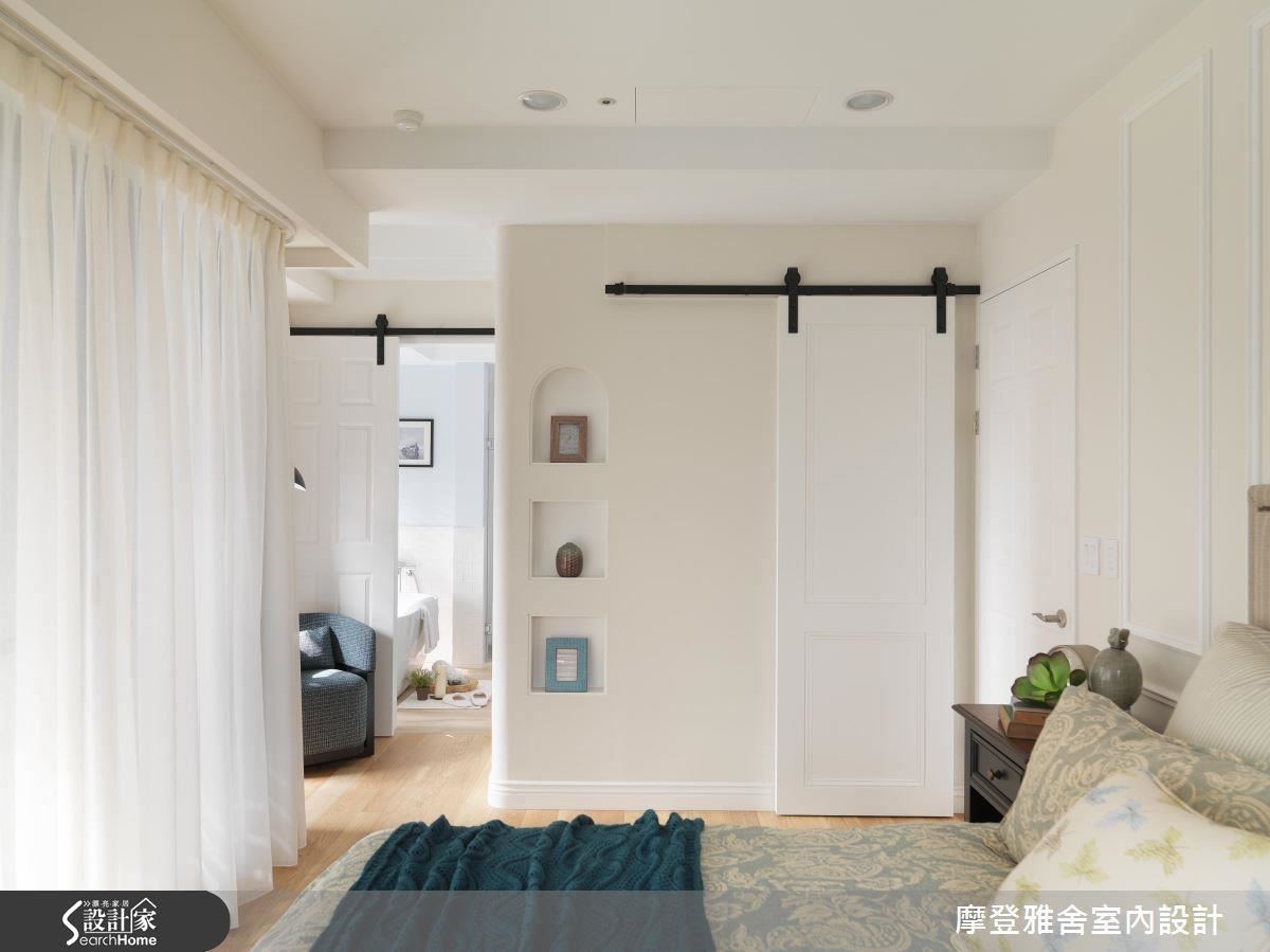 主臥室:圓弧收邊的轉角與嵌洞,豐富牆面表情層次。 主臥室:圓弧收邊的轉角與嵌洞,豐富牆面表情層次。