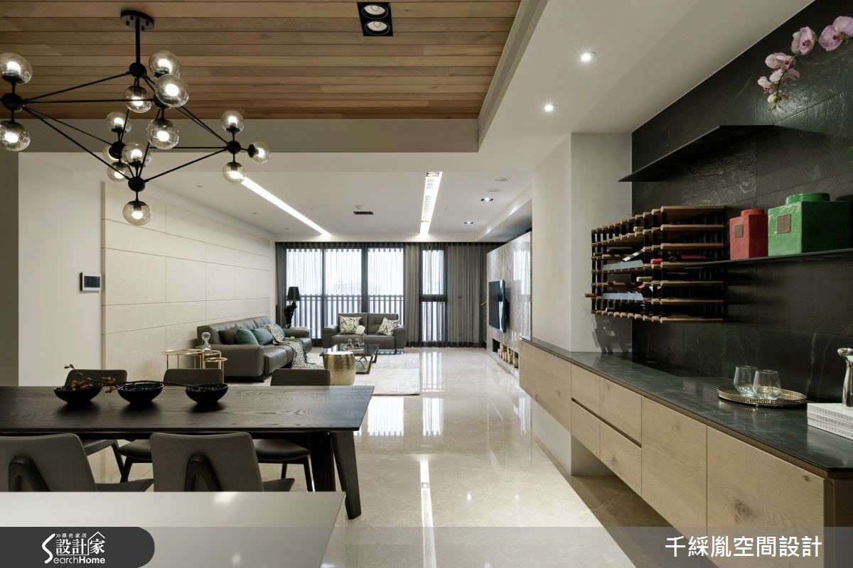 80 坪樓中樓為陸商屋主來台辦公時的居所,同時身兼招