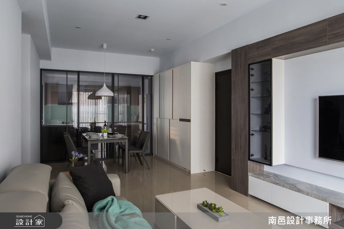 26 坪現代風住宅,為年輕夫妻與一對兒女的新家,在進