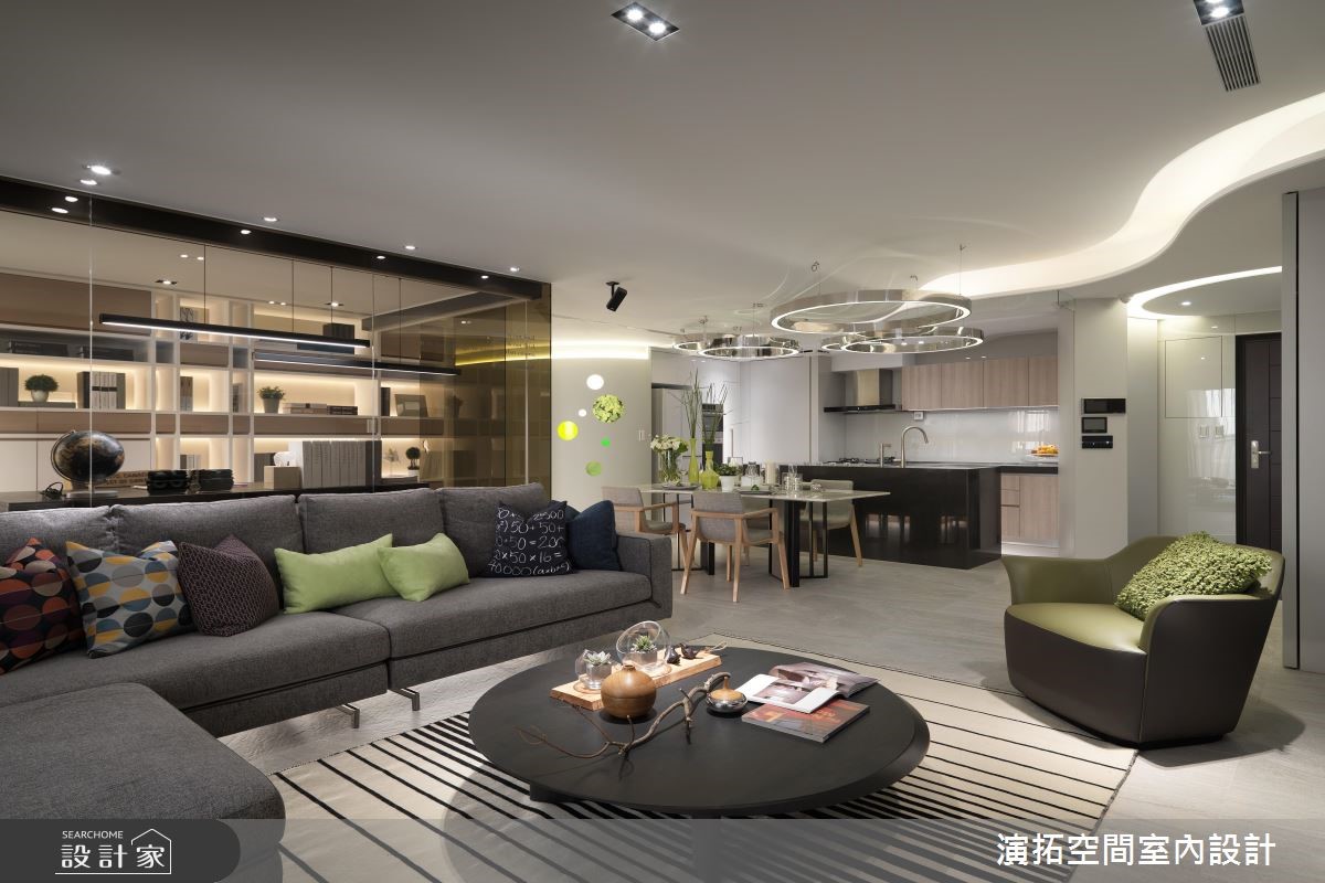 43 坪現代風居宅,設計師在施工前,就發現壁面、陽台