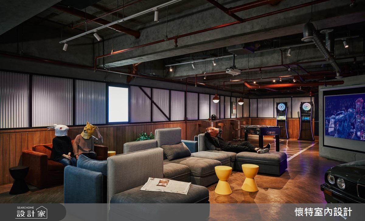 背包客旅舍「UINN Travel Hostel 悠逸行旅」,原先幾