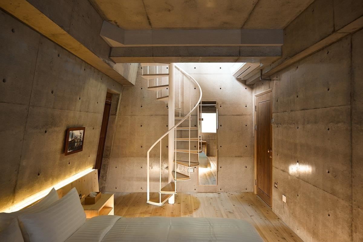 清水模建築不貼磁磚、不覆蓋大理石、不上油漆,可以完整保存375年,讓今世人們的生活和未來接軌,將歷史恆久流傳。 清水模建築不貼磁磚、不覆蓋大理石、不上油漆,可以完整保存375年,讓今世人們的生活和未來接軌,將歷史恆久流傳。