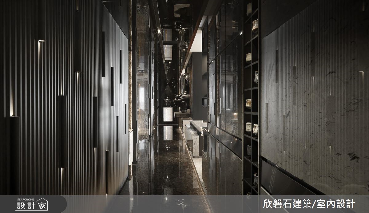 設計師以人文美學的角度,將藝品與空間設計相結合,並