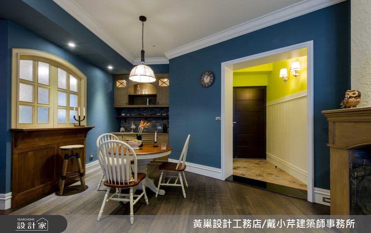 設計團隊從客變開始與屋主合作,混搭了城市藍調與西部
