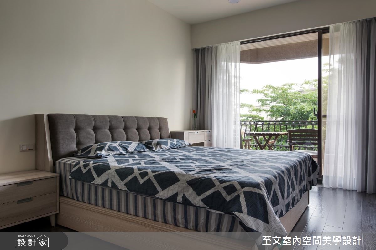 事業有成的屋主與已成人的兒女即將邁入人生下一個階段