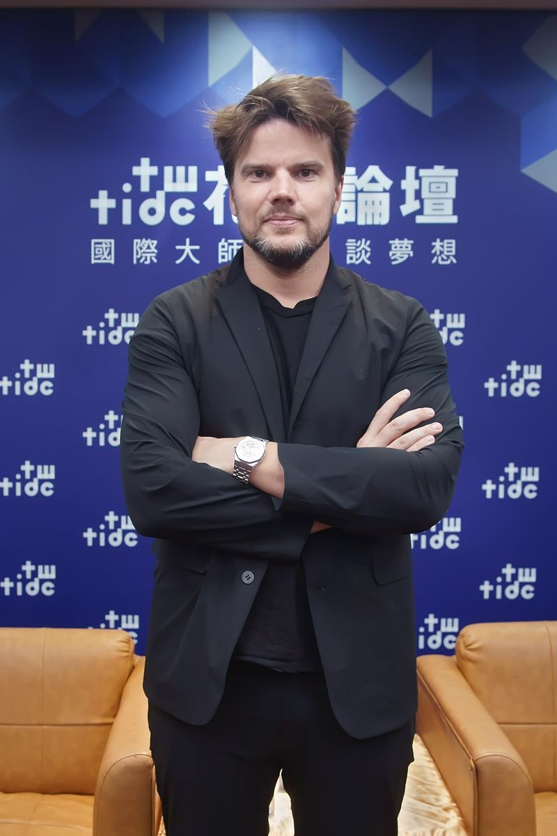 Bjarke Ingels 是BIG(Bjarke Ingels Group)集團創辦