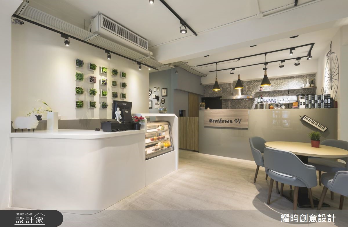 30 坪老屋改造成為「貝多芬VI Café & Bistro」餐廳,
