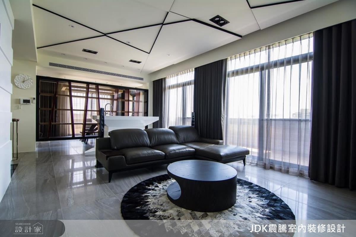 自地自建的透天厝擁有令人稱羨的田園風光,考慮到不同