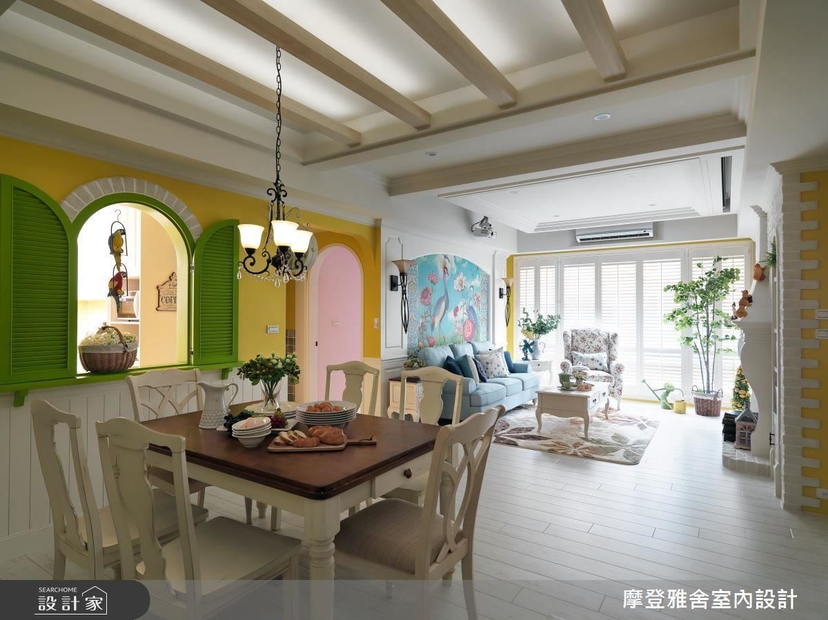 開放式客餐廳,為好客的一家人迎來最寬敞開闊的聚會場域。 開放式客餐廳,為好客的一家人迎來最寬敞開闊的聚會場域。
