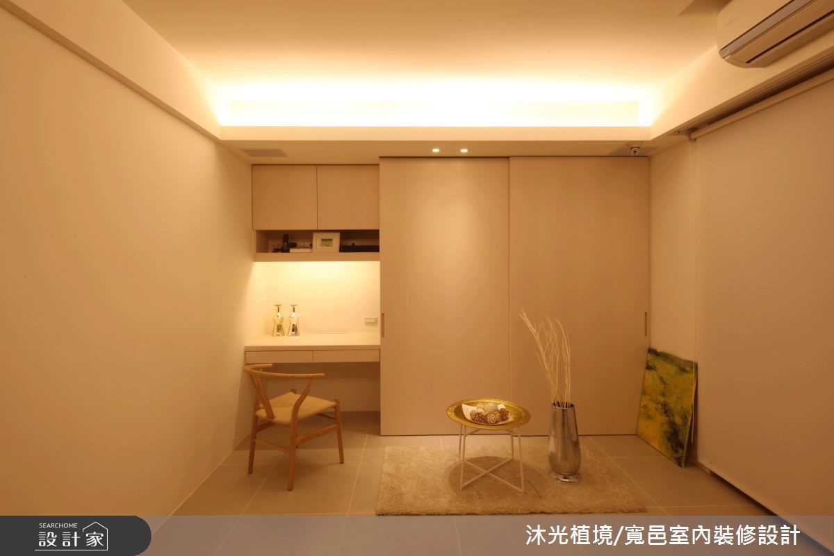 屋主從年輕時北上求學,到擁有一番事業,後來結了婚且