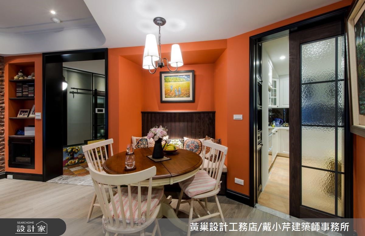 屋主從預售屋階段即和黃巢設計合作,為 25 坪的家量身