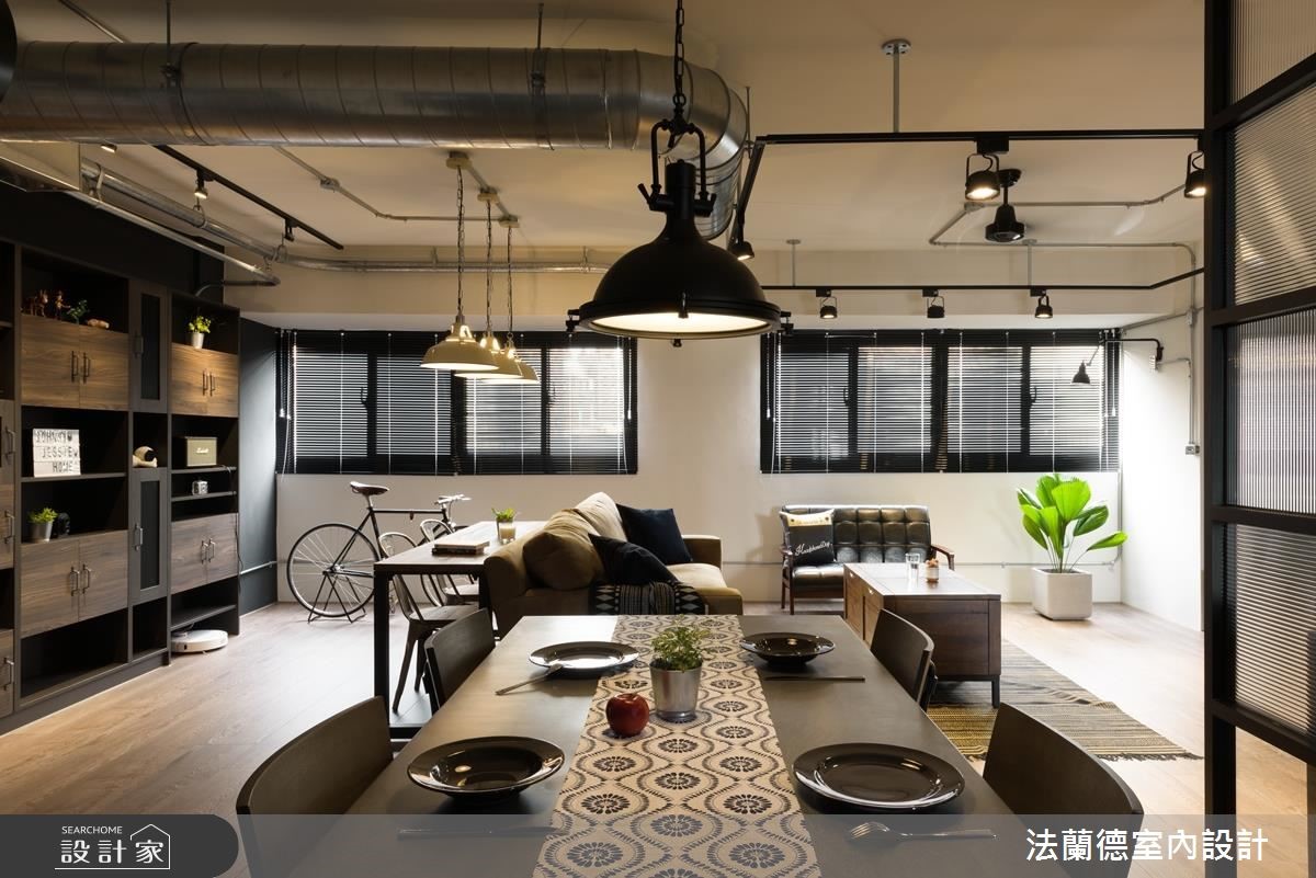 30 年老屋前身為出租辦公室,由於商辦空間與居住需求