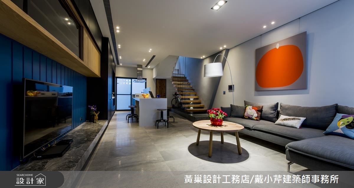 自地自建的現代風透天別墅,設計師在仔細審視屋況與結