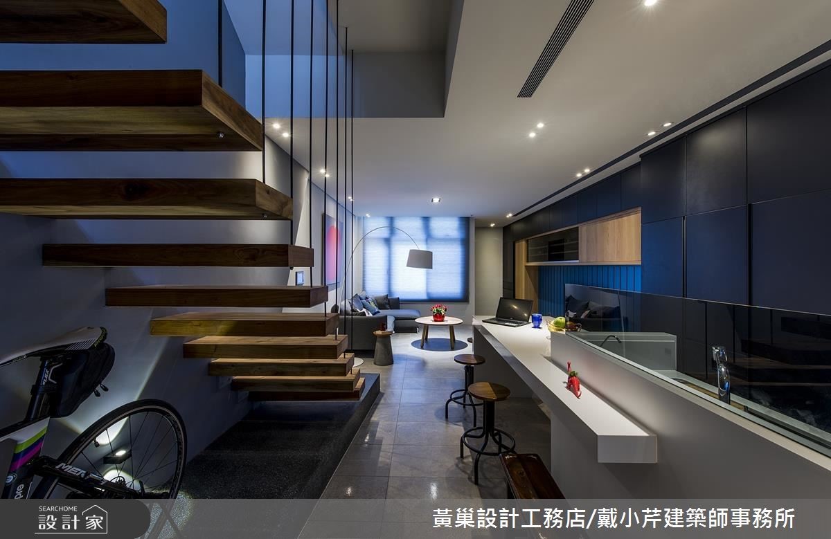 自地自建的現代風透天別墅,設計師在仔細審視屋況與結