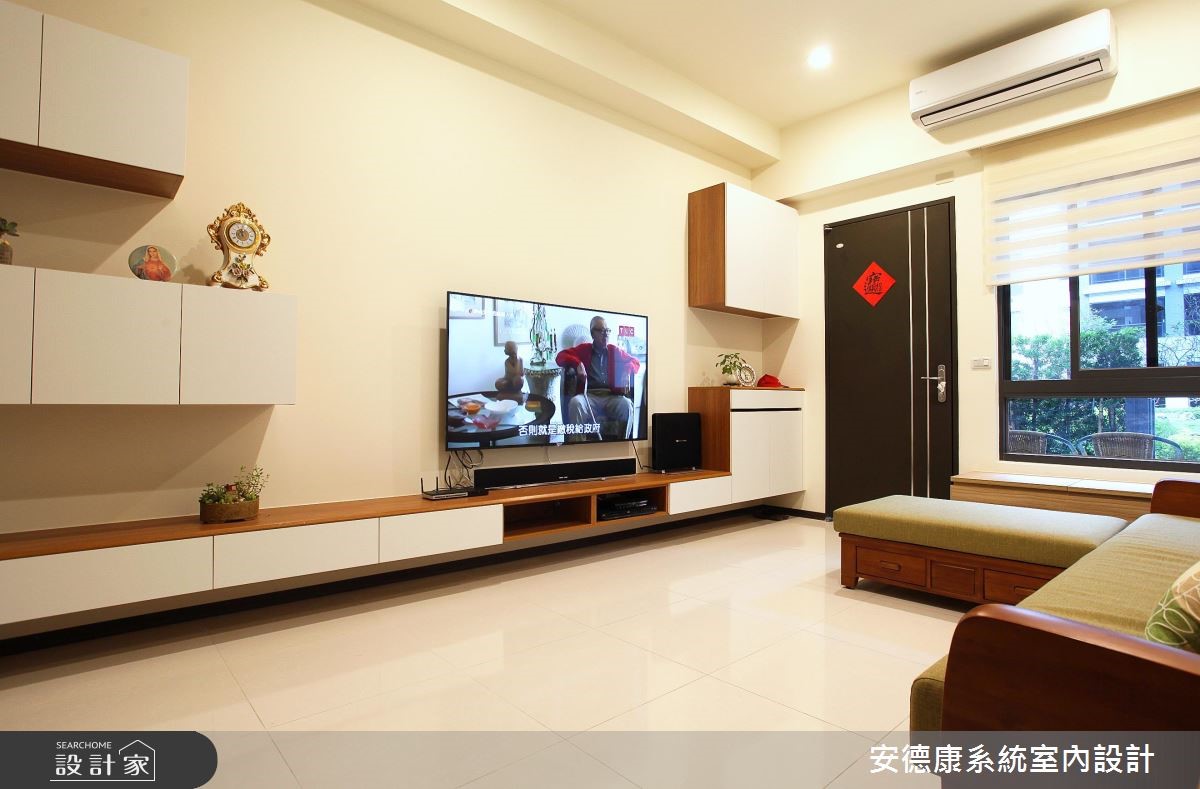 屋主一家人展現親切、熱情的活力,這樣的感染力也觸動