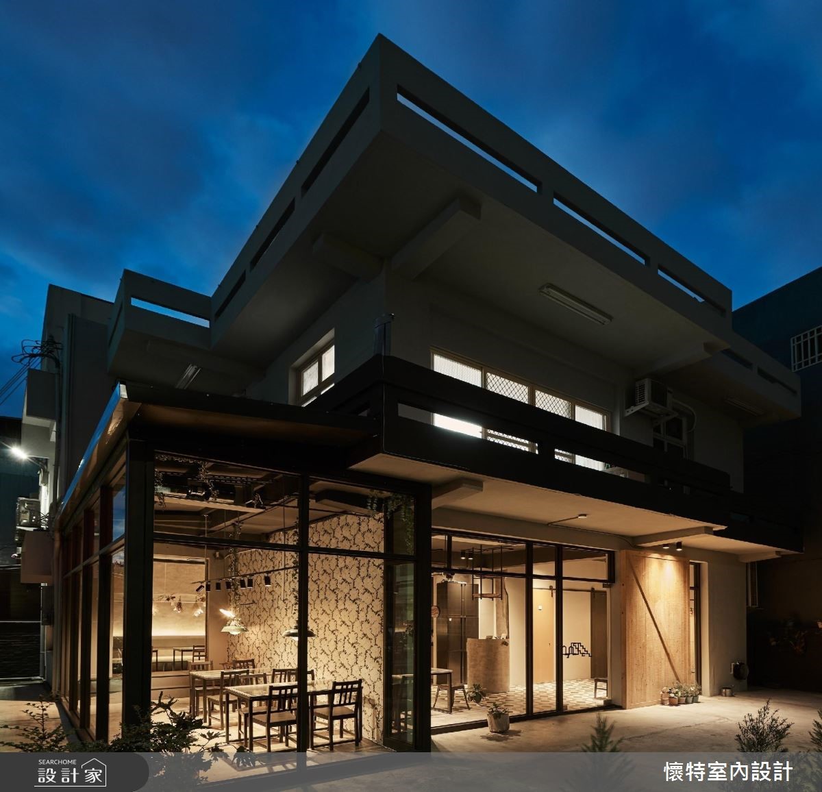 懷特設計將已歇業的幼稚園改建成名為「小洋樓」的日式