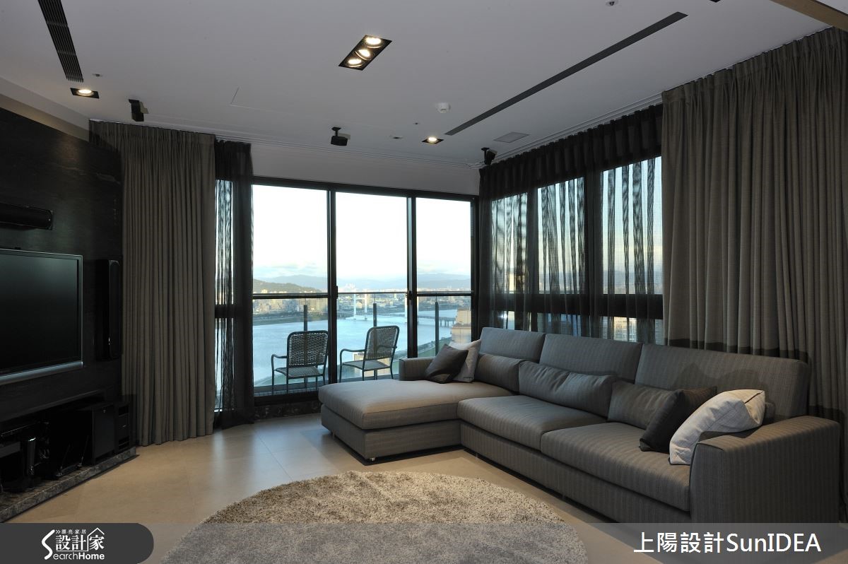50 坪大宅,地理位置坐擁水岸麗景,並擁有豐沛的日光