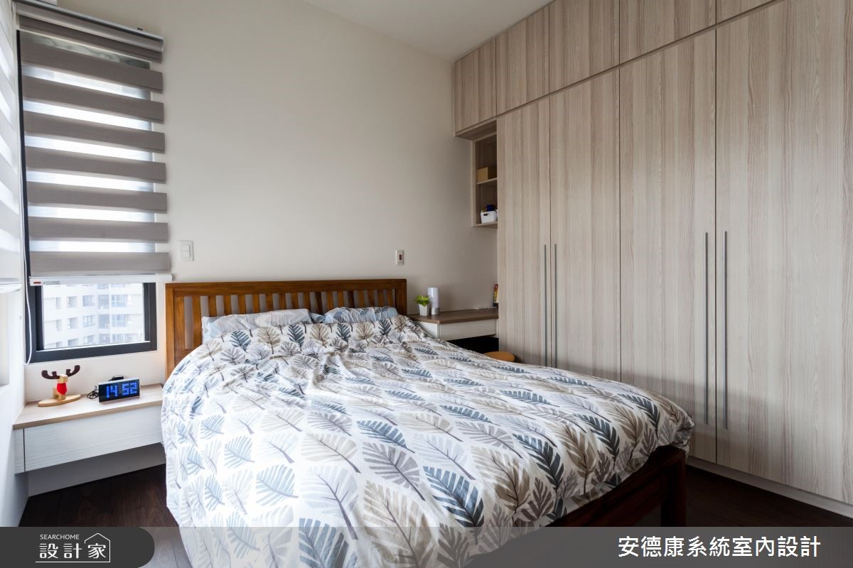 25坪住宅,因原先的公共空間與臥室坪數比例較不恰當,