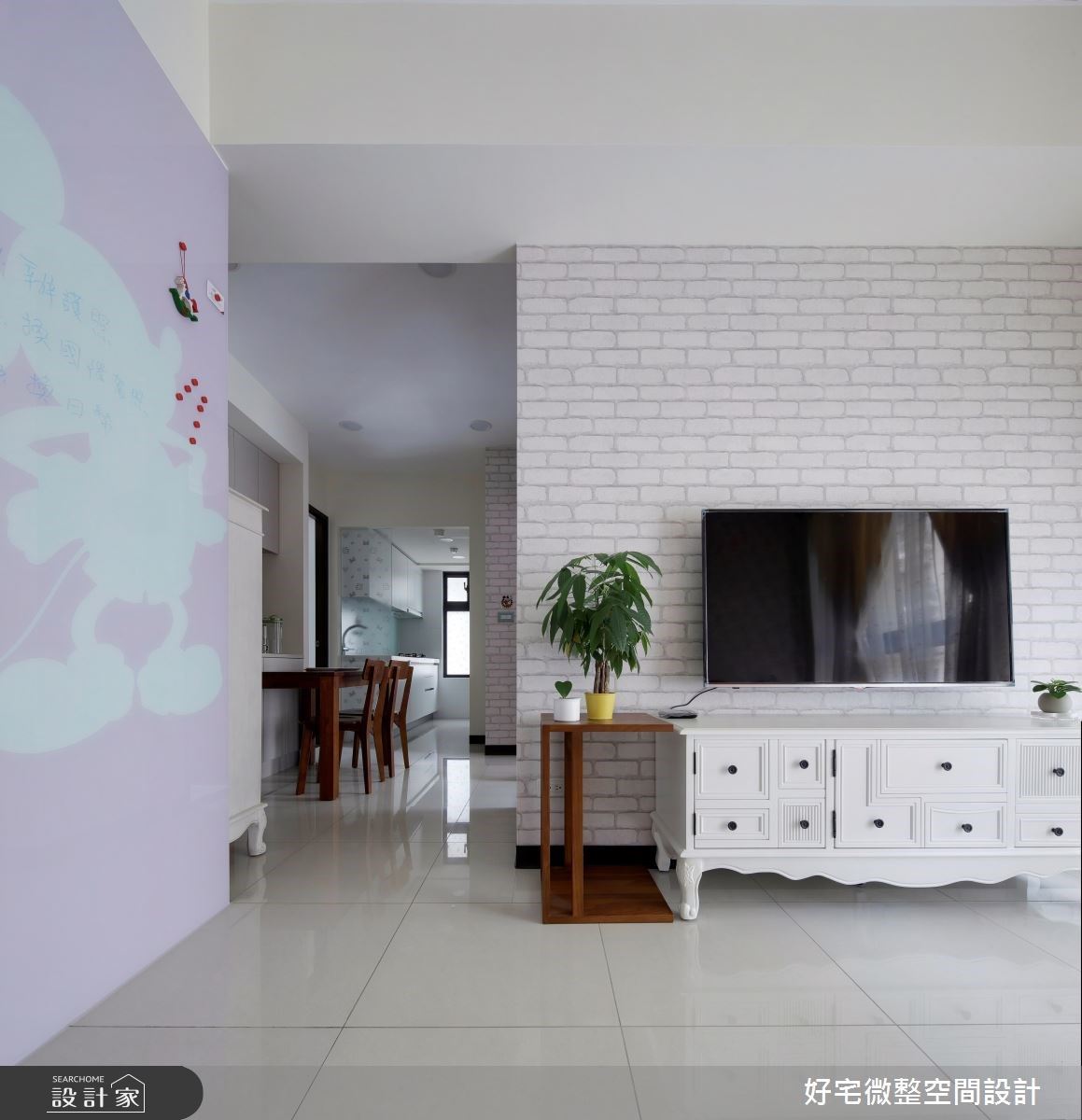 16 坪的新婚宅,設計師除了拓展小空間坪效,發揮強效