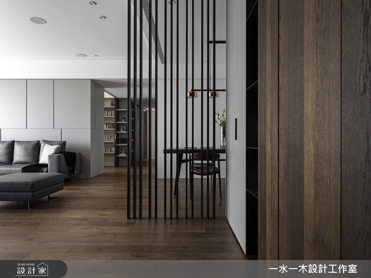 一水一木設計工作室深入一家四口的生活習性,將屋主孩
