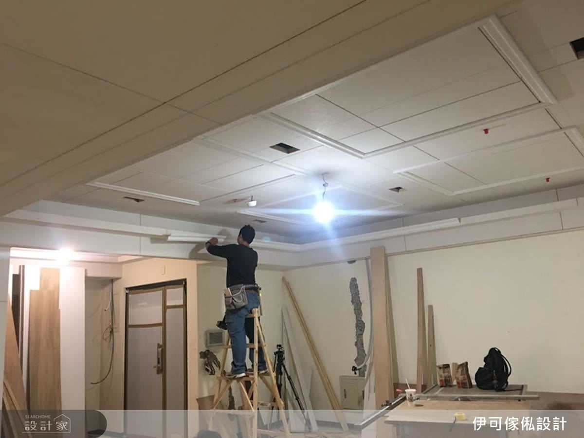 採用低甲醛環保角料以及美國進口的低甲醛 F3 板材施作。 採用低甲醛環保角料以及美國進口的低甲醛 F3 板材施作。
