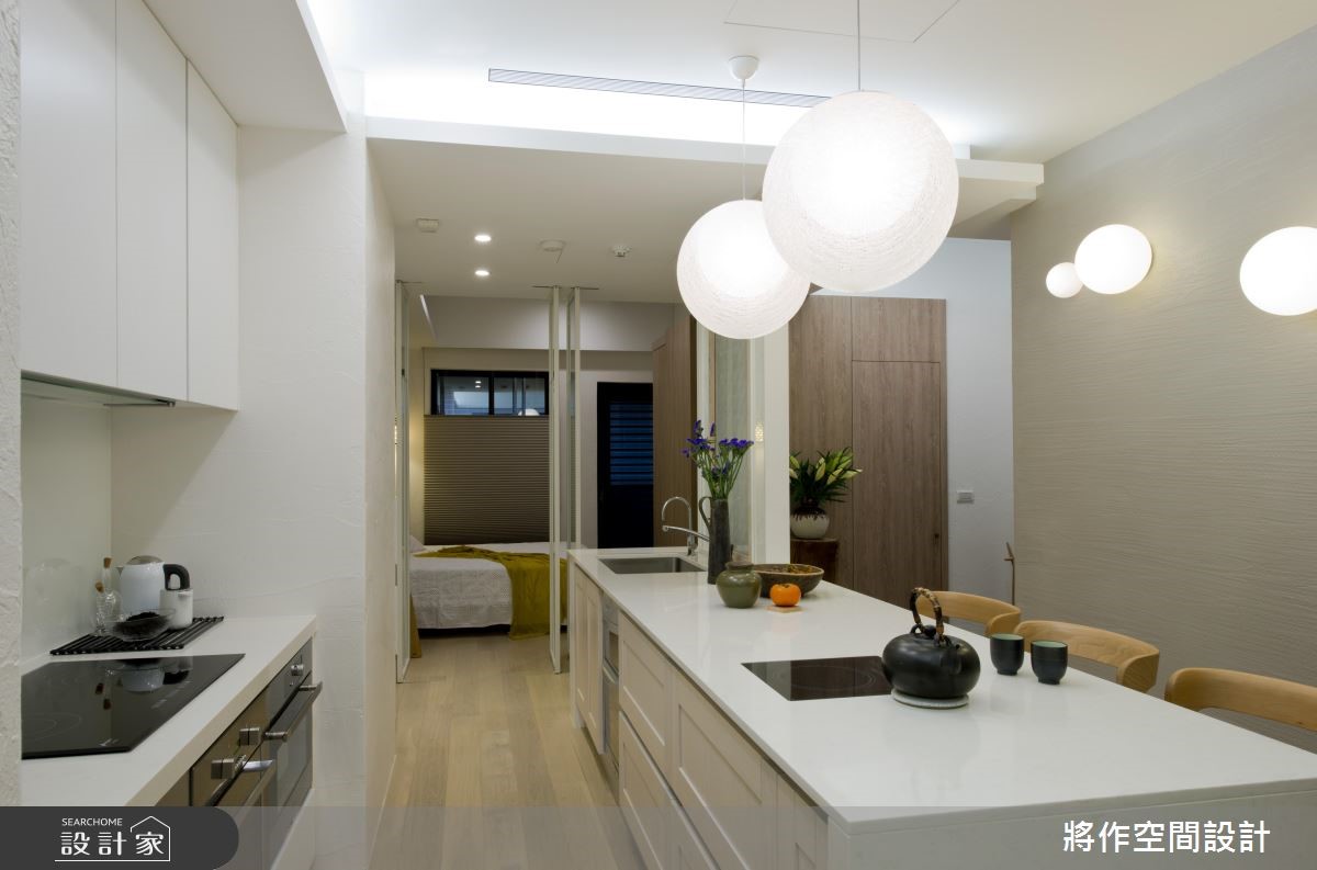 18 坪現代風居宅,雖然本身具有 3 米 3 的屋高,卻是