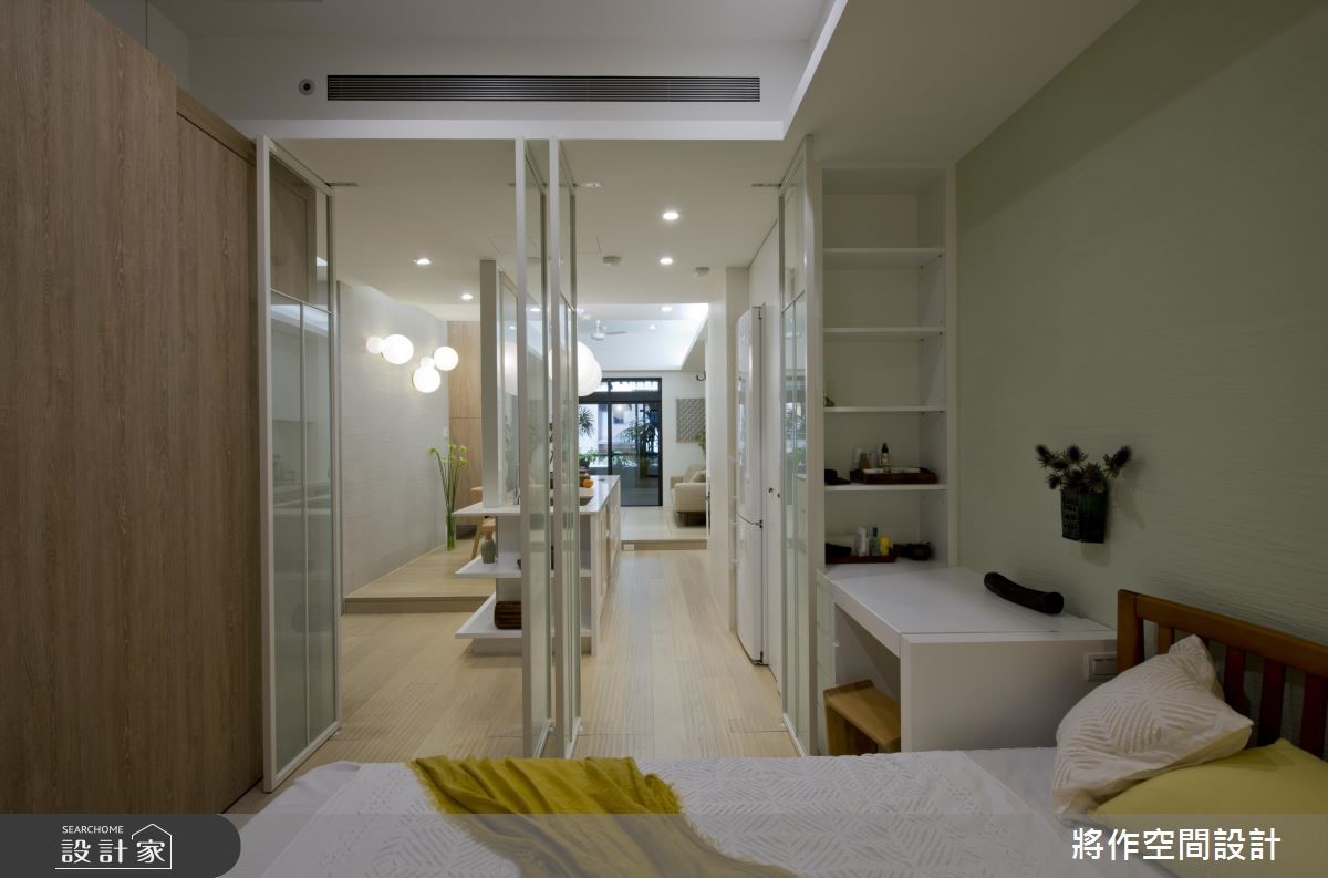 18 坪現代風居宅,雖然本身具有 3 米 3 的屋高,卻是