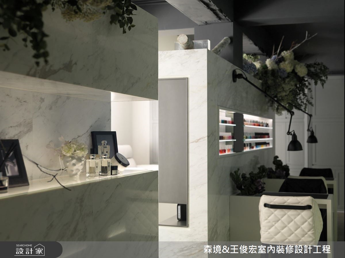 在森境&王俊宏室內裝修設計的美感規劃之下,中古屋小