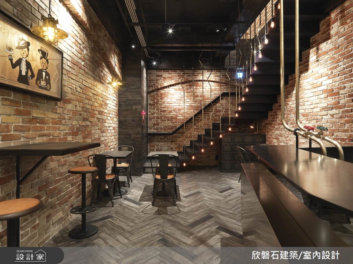 位於台灣中部熱門觀光景點與校區的「紅盒子漢堡」以道