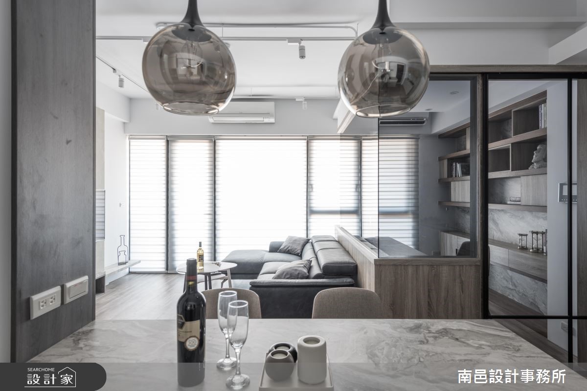 25坪現代風居家,設計師在有限空間內做出合宜佈局,將