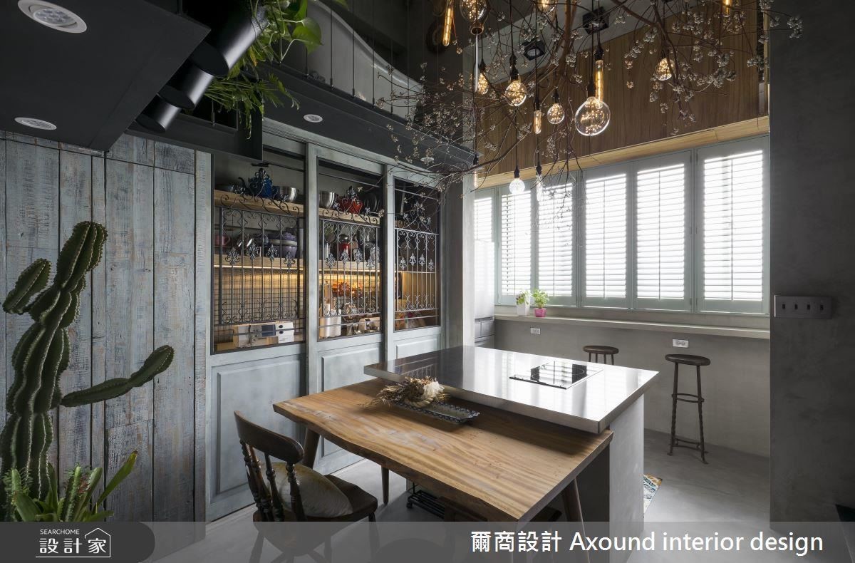 以歐式鄉村的古樸懷舊調合工業配件的現代感,營造獨樹一幟的專屬魅力風采。 以歐式鄉村的古樸懷舊調合工業配件的現代感,營造獨樹一幟的專屬魅力風采。