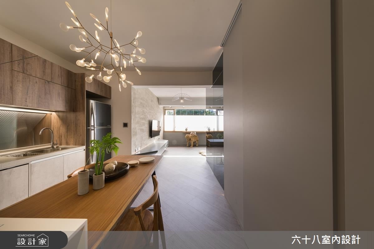 六十八室內設計非常善於在一個單純的房屋量體內,利用