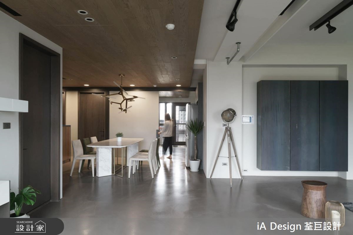 50 坪的輕 Loft 風大宅,設計師替室內保有美好窗景,