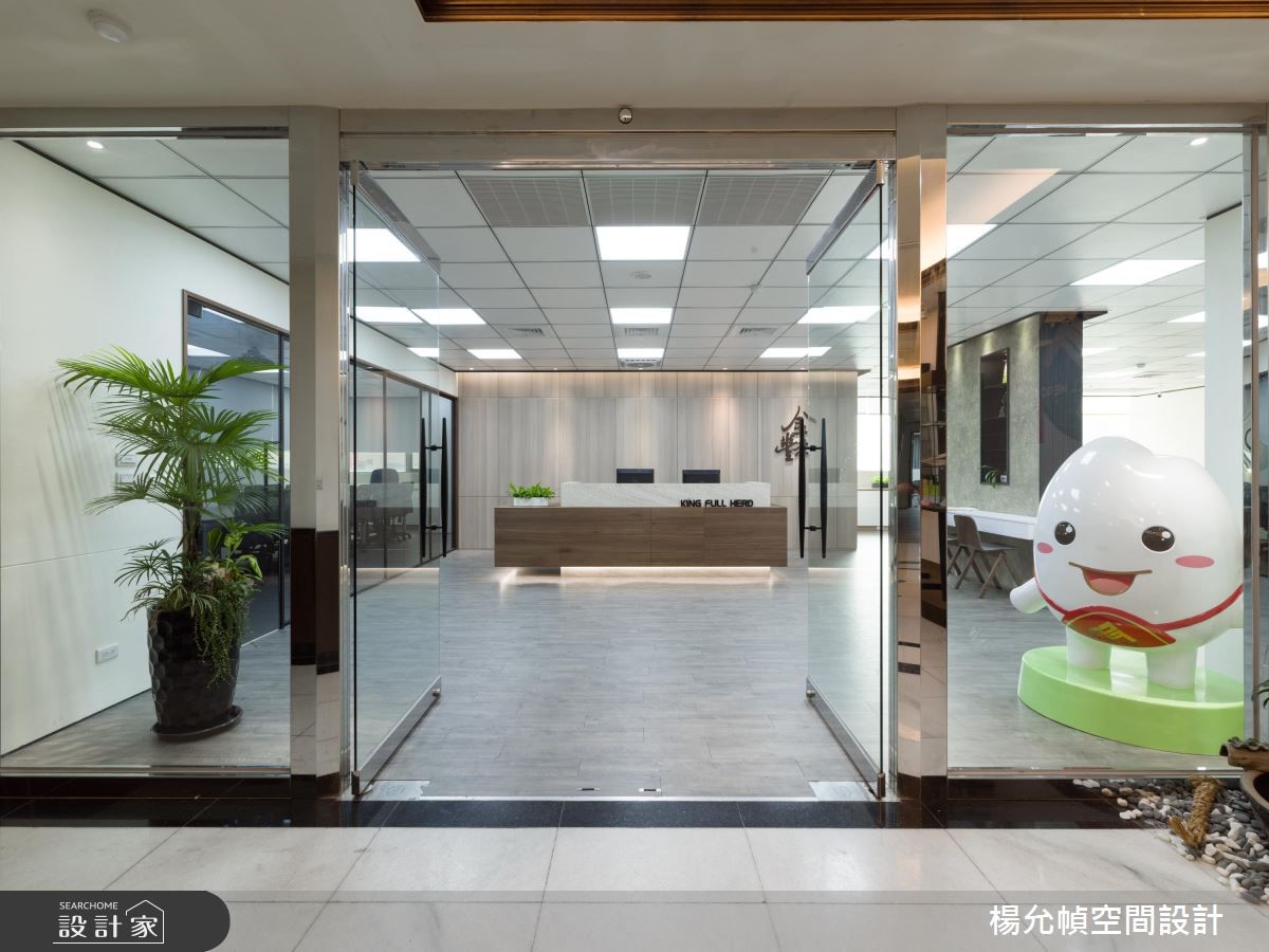 150 坪商辦空間,因著總公司有口皆碑的設計裝修成功案