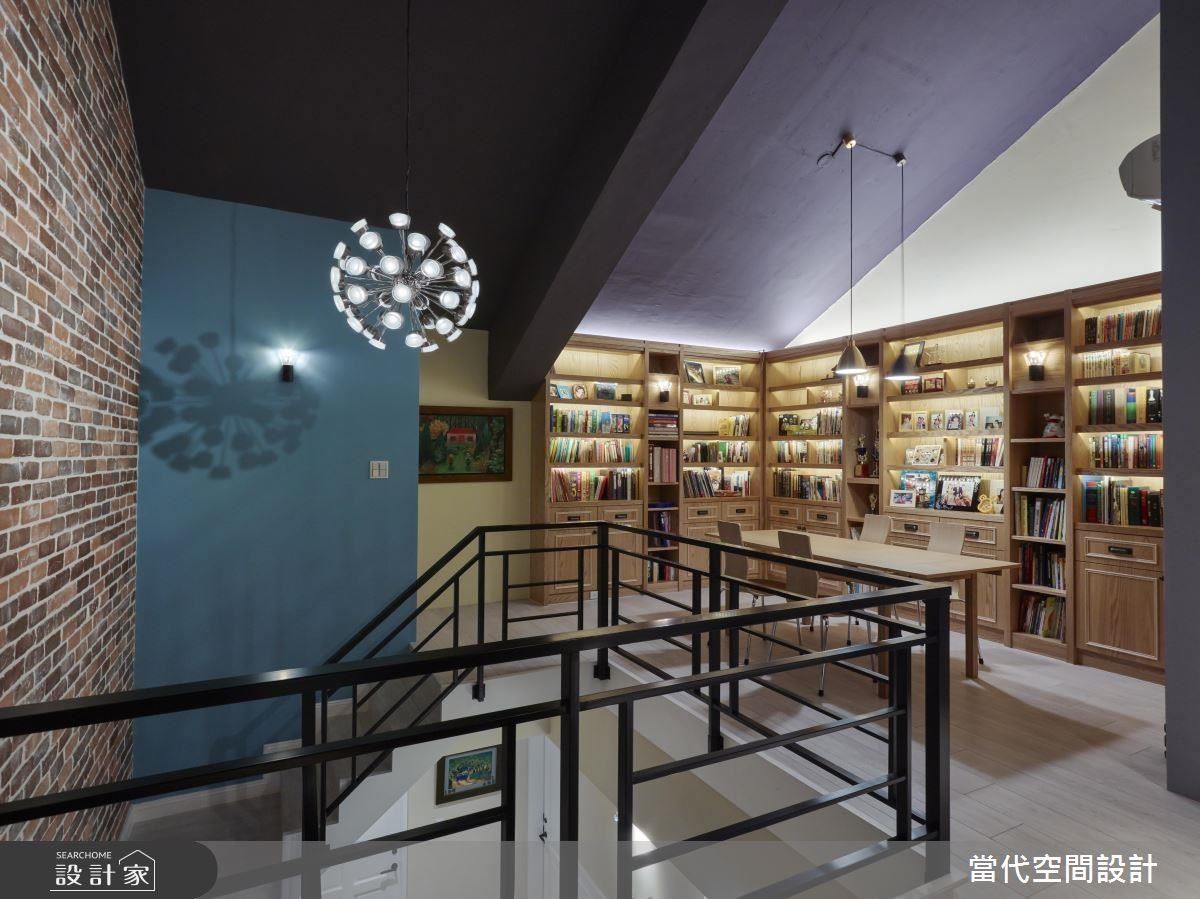 比起單層大坪數房價高,不少人更喜歡樓中樓,有足夠挑