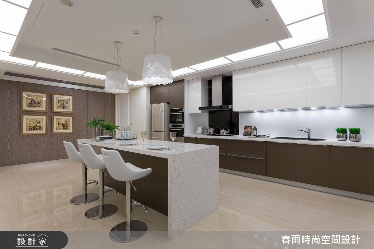 60 坪大宅,設計師透過精省預算,替住宅挹注實用機能
