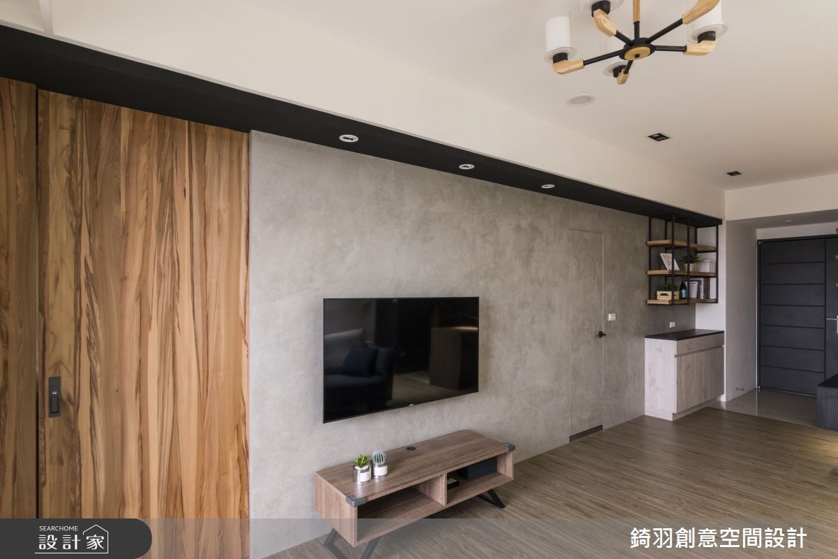 23坪的簡約風三口之家,設計師捨棄制式餐桌,以多功能