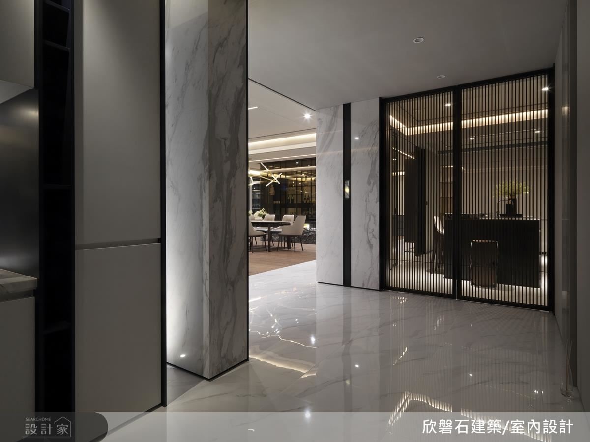 開放式的客餐廚設計,因為可以放大視野,彈性使用,在