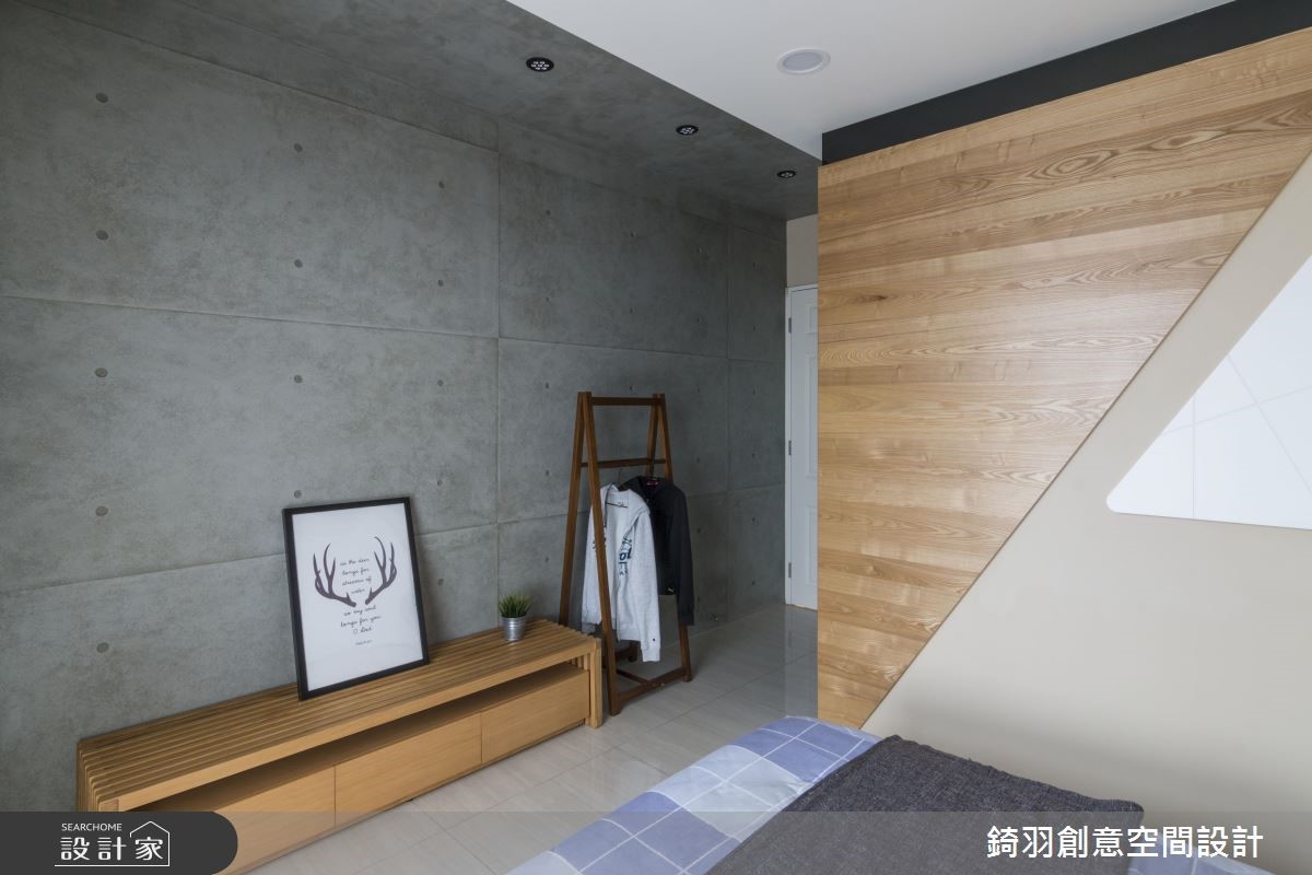 34 坪簡約風住宅,以清水模佐木質及鐵件,定調居家沉