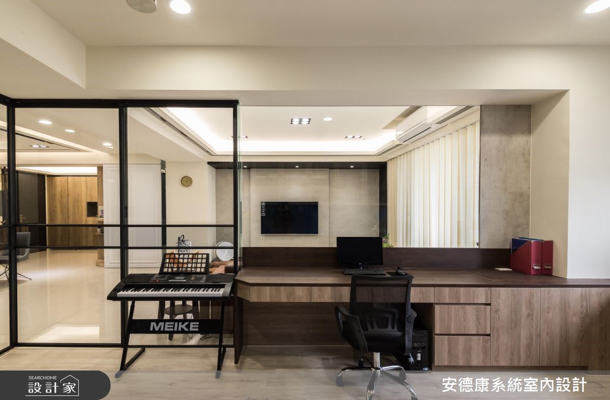 52 坪混搭風個性宅的屋主對於裝潢及家具採購極具個人