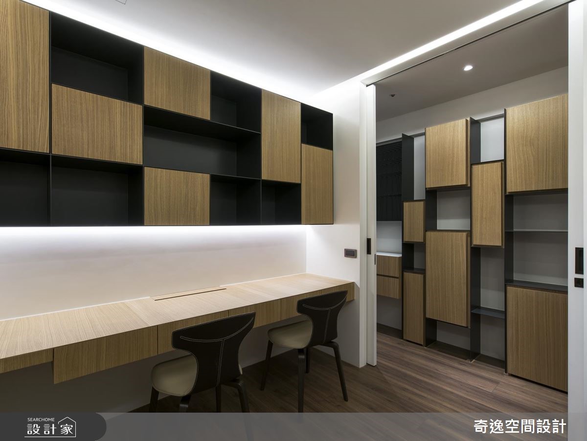 20 坪的長型屋,設計師扭轉格局劣勢,透過聰明的機能