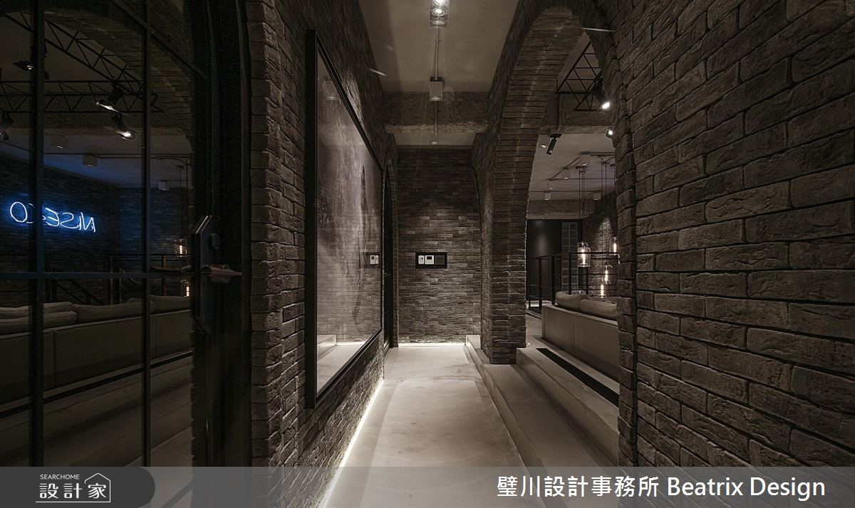 67 坪雙層公寓,前身為採光不良、空氣對流不佳的長型