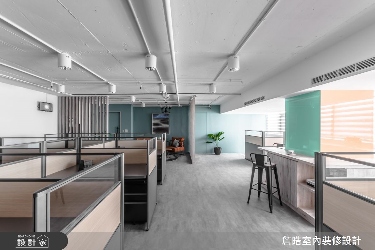 此案是老屋翻新的佳作,且為生技公司的辦公室,為了呼