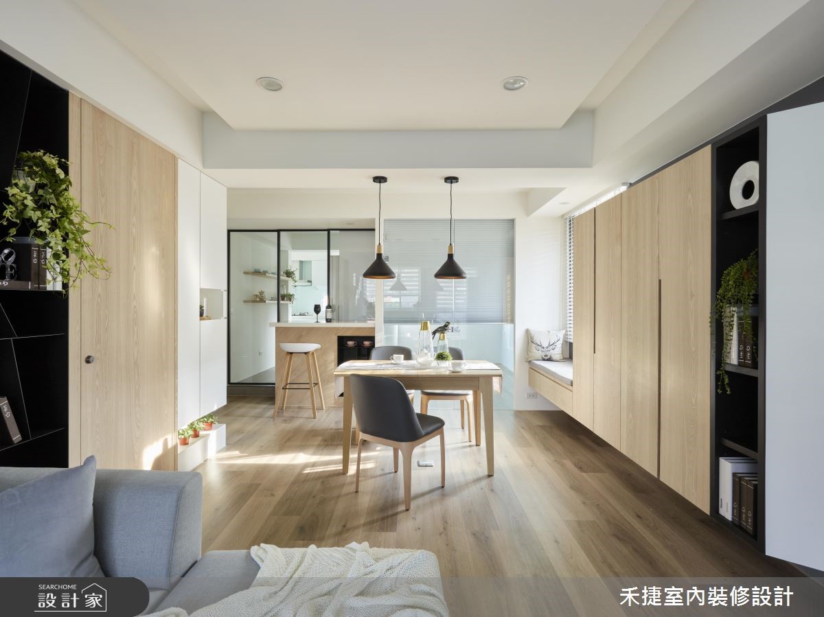 將走過15年歲月的老屋予以翻新,轉以簡約、無壓的北歐
