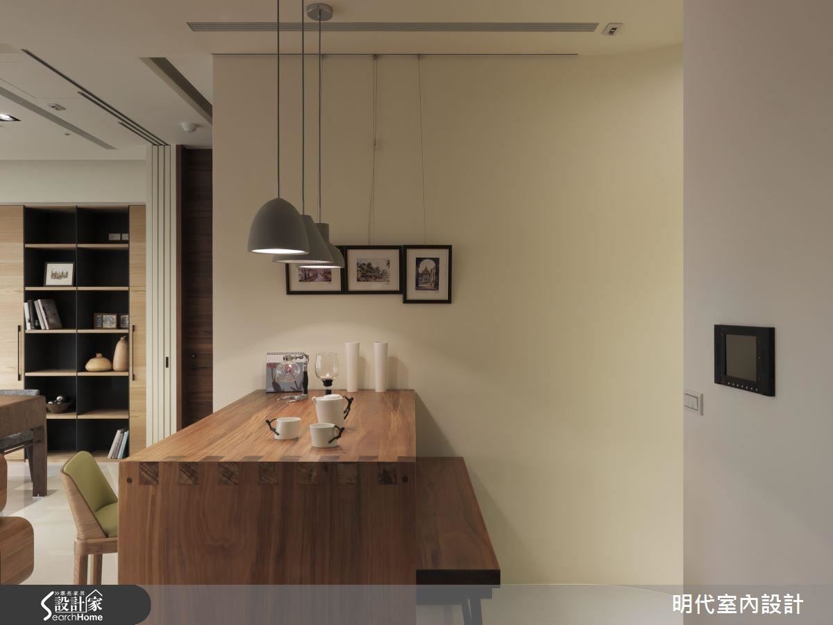 跳脫傳統格局的限制,在面對公領域最重要的客餐廳設計