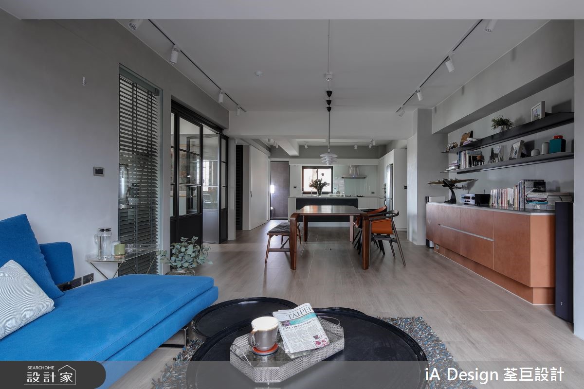 設計師將老屋予以改造,透過 Loft 風的挹注,把客、餐