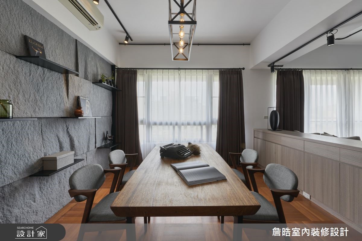 45 坪中古屋,設計師考量使用成員的生活需求,將格局