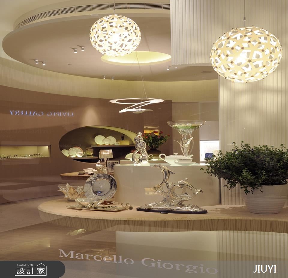 來自義大利的 Marcello Giorgio ,從神話故事人物找靈