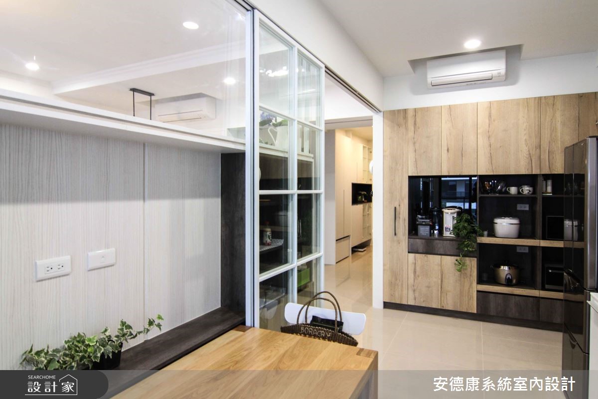 1 家 5 口的 32 坪混搭風新居,以極簡線條的美式及鄉