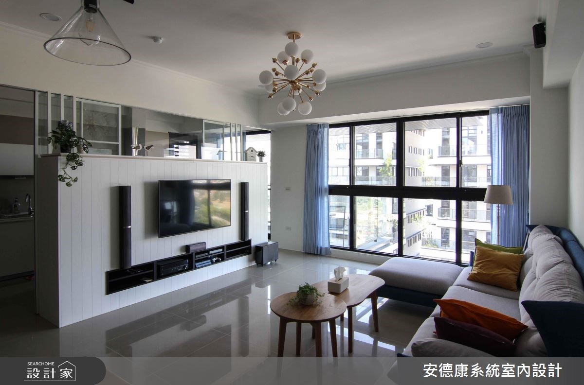 1 家 5 口的 32 坪混搭風新居,以極簡線條的美式及鄉